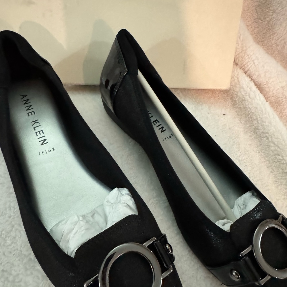 Anne Klein Black Flats with Decorative Buckle - Picture 2 of 2